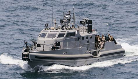 US Navy Accepts Delivery of First MK VI Patrol BoatDefenceTalk.com | at ...