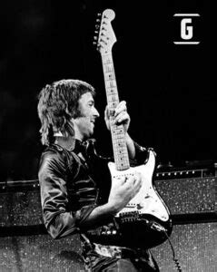 Eric Clapton's Blackie: History of the Great Fender Stratocaster ...