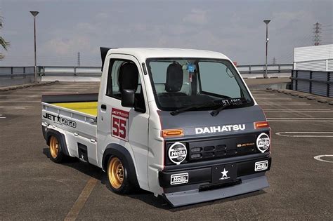 Kei Tora Customization: The Shakotan Craze — sabukaru