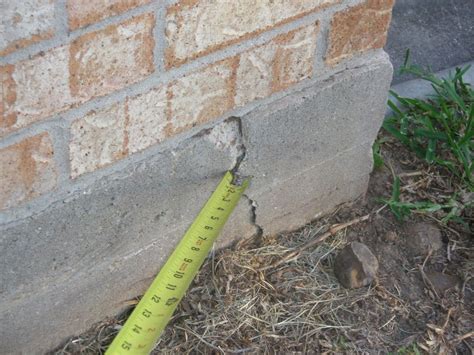 How To Fix Foundation Cracks In Basement | How To Guide