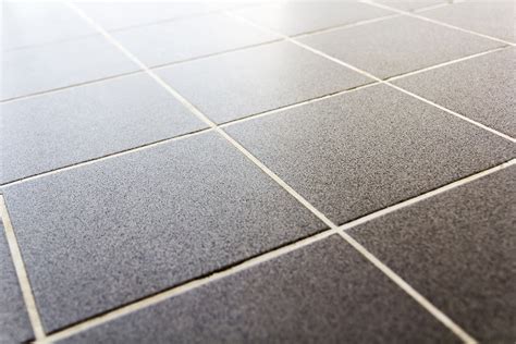 What Color Grout To Use With Gray Tile? - Homenish