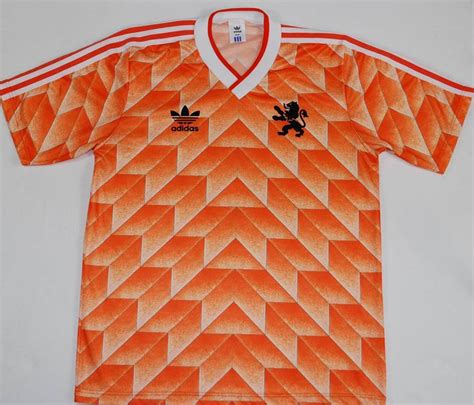 Some of the best retro football kits from the 80s and 90s | Retromash