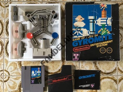 Coffret Gyromite et accessoires ROB Nintendo NES