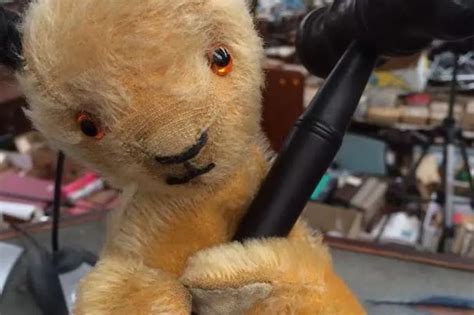 TV series original Sooty puppet goes under the hammer at Hansons ...