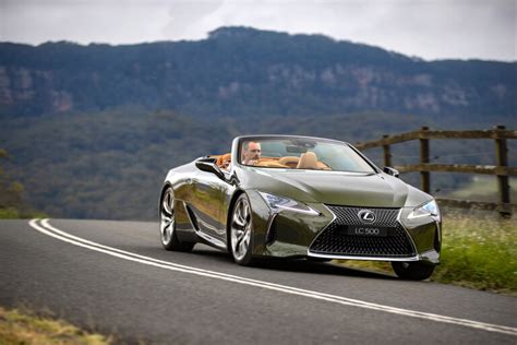 2021 Lexus LC500 Convertible review