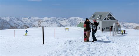 Skiing & Snowboarding in Hokkaido, Japan - Traveloni Vacations