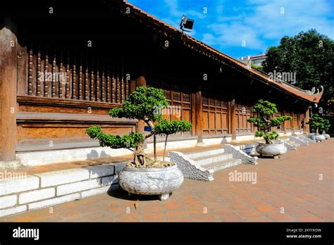 Thai Hoc Hall at the Temple of Literature in Hanoi, Vietnam Stock Photo ...