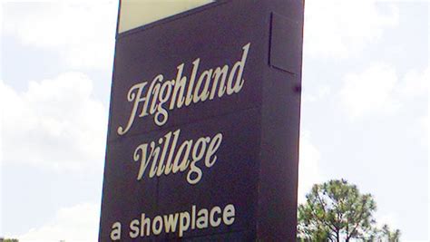 Highland Village announces new stores, renovation