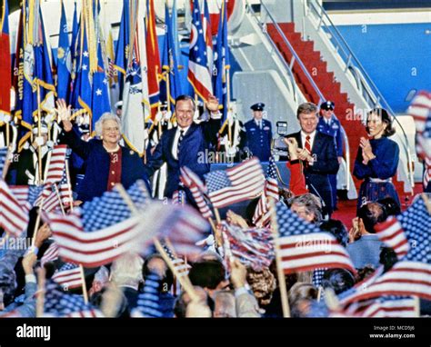 1988 american presidential election hi-res stock photography and images ...