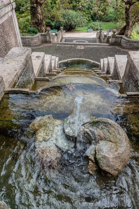 Fountain Waterfall in Botanical Garden in Trastevere, Rome Italy Stock ...