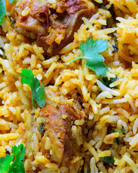 Easy One-Skillet Indian Chicken Biryani – 12 Tomatoes