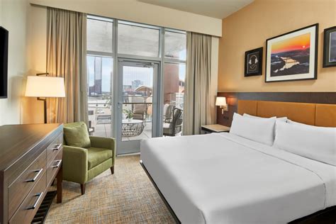 Embassy Suites by Hilton Nashville Downtown Opens | Hilton News