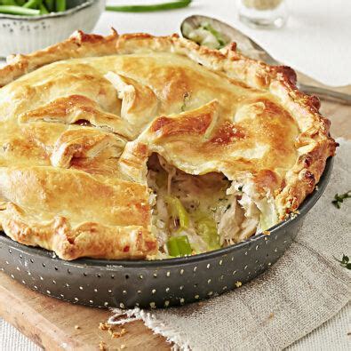 Chicken & Leek Pie Recipe | Lakeland Inspiration