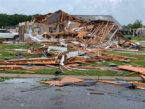 Photos show severe storm damage in Monroe, Louisiana | WHNT.com