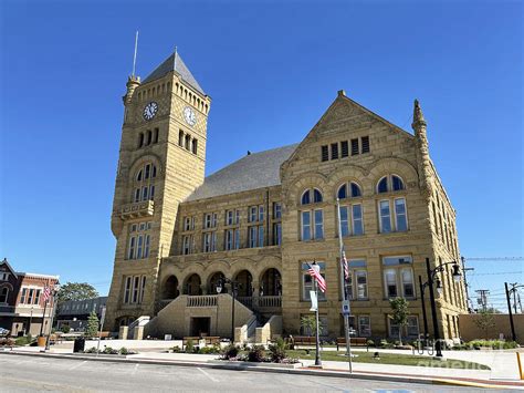 Wells County Courthouse Bluffton Indiana 3830 Photograph by Jack ...