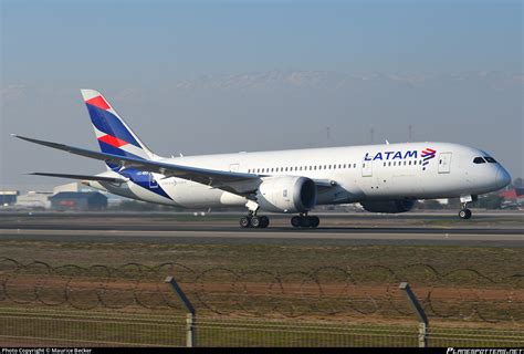 CC-BBA LATAM Airlines Chile Boeing 787-8 Dreamliner Photo by Maurice ...