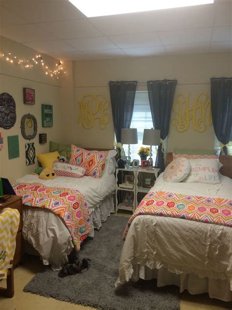 Our dorm room! Baylor University, Collins Hall | Dorm room inspiration ...