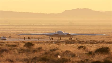 B-21 Raider stealth bomber boasts unmatched technology, striking ...