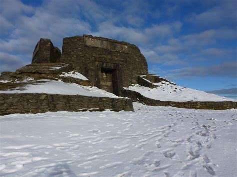 Moel Famau Jubilee Tower in snow © John H Darch cc-by-sa/2.0 ...