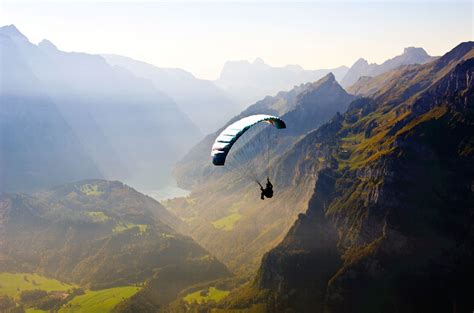 Top 5 Paragliding Places in World