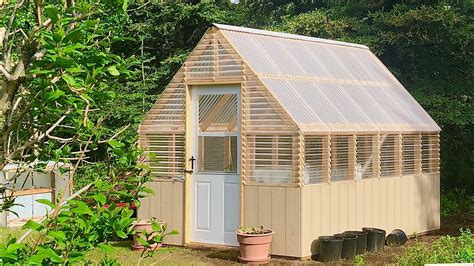 How to build a backyard greenhouse – Builders Villa