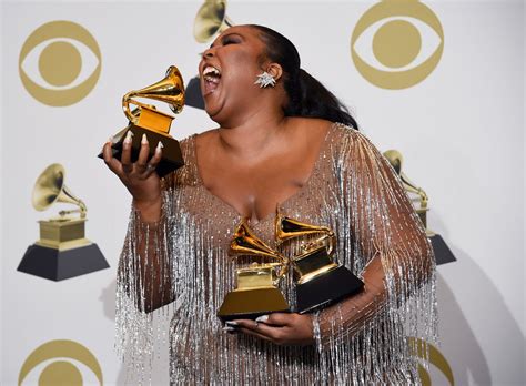 Detroit’s Lizzo wins 3 Grammy Awards, performs and pays tribute to Kobe ...