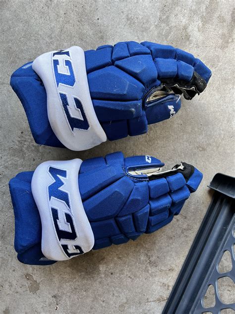 Toronto maple leafs CCM 13" Pro Stock Hockey Gloves | SidelineSwap