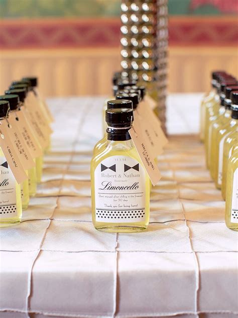 25 DIY Wedding Favors for Any Budget