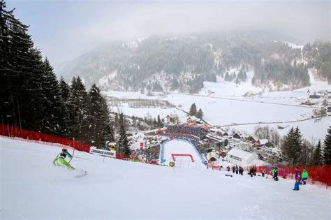 Kranjska Gora Ski Resort | Skiing in Slovenia | travelslovenia.org