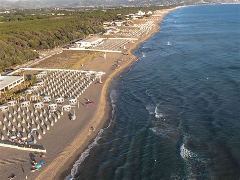 Prenota le spiagge a Capaccio Paestum | Beacharound