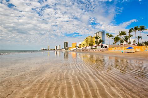 Arriba 66+ imagen mejores playas en mazatlan sinaloa - Viaterra.mx