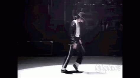 Michael Jackson Dancing GIF - Michael Jackson Dancing Moonwalk ...