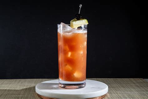 Singapore Sling Recipe - CocktailLove