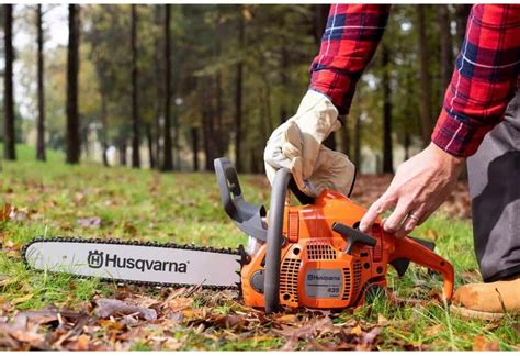 Husqvarna 435 Review and Guide: Is It Right For You? - The Forestry Pros