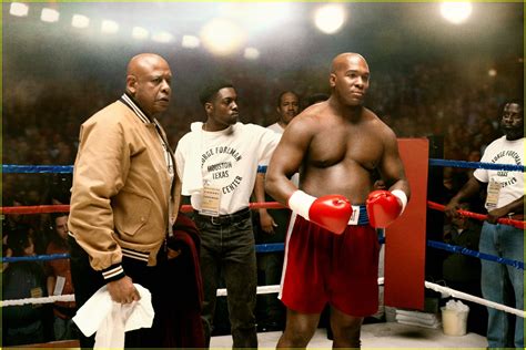 Khris Davis Plays Boxer George Foreman in Upcoming Biopic 'Big George ...