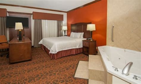 Hampton Inn and Suites Waxahachie Hotel Accommodations