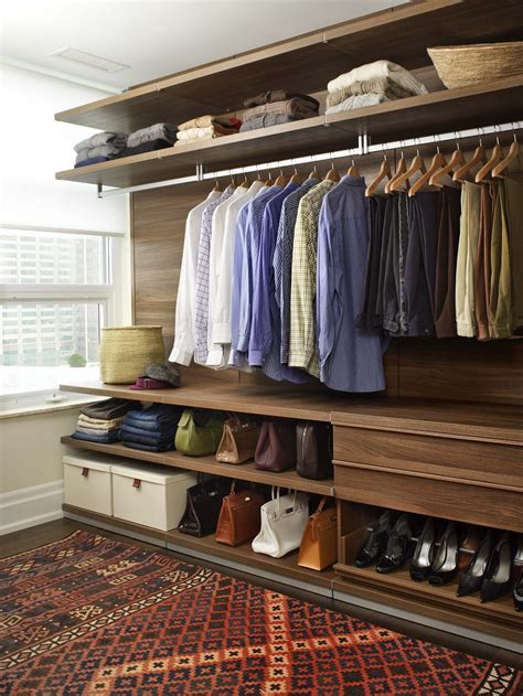 Corner closet ideas to help you maximize your space