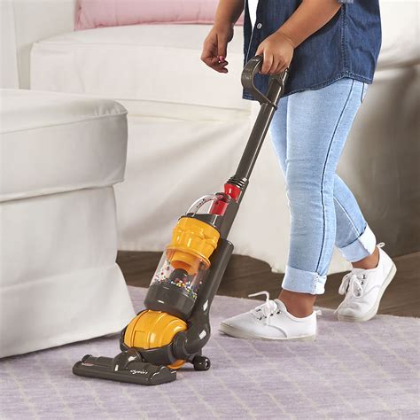 The Children's Dyson Working Vacuum - Hammacher Schlemmer