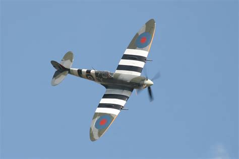 Fly a Spitfire Biggin Hill What engine did the spitfire have? - Fly a ...