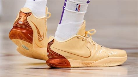 LeBron James Debuts 21st Signature Sneaker In Lakers Opener - Sports ...