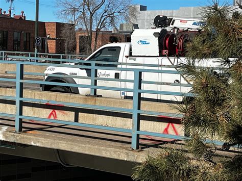 Sioux Falls 6th Street Bunker Bridge began demolition today – South DaCola