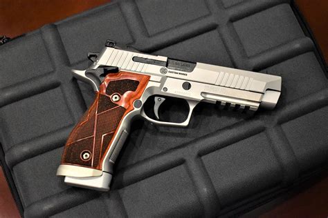 Spotted in the Wild: American-made SIG Sauer P226 XFIVE :: Guns.com