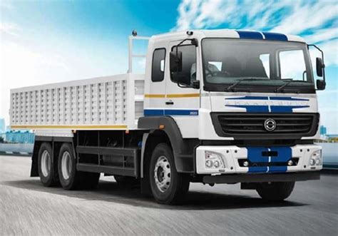 BharatBenz 2823R Truck Price in India, Specifications, Mileage & Images ...