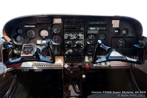 Cessna 402 Cockpit Layout