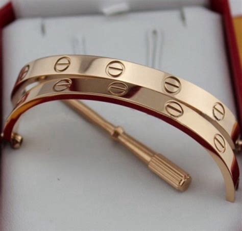 Cartier 18k Love Screwdriver Bracelet Rose Gold Size 19