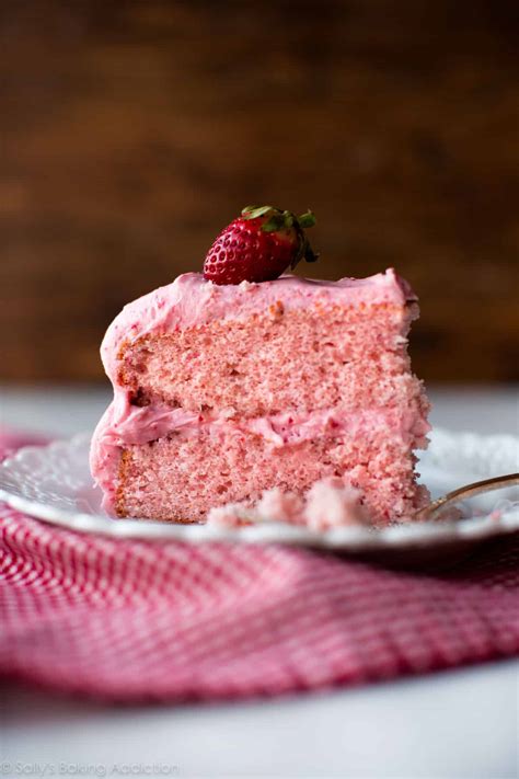 Homemade Strawberry Cake - Sallys Baking Addiction