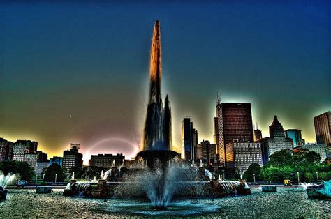 Buckingham Fountain 2 Photograph by Richard Zentner | Fine Art America