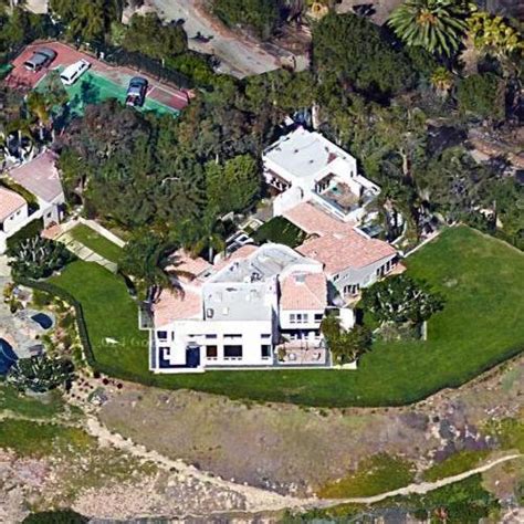 Axl Rose's House in Malibu, CA - Virtual Globetrotting