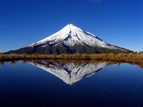 Mount Taranaki, New Zealand | Beautiful Places to Visit