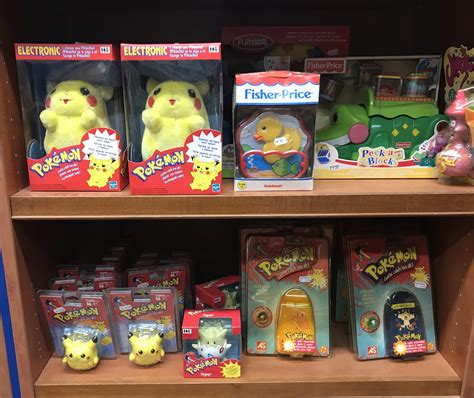 Found some Pokemon merchandise from 98/99 in a supermarket in Mykonos ...